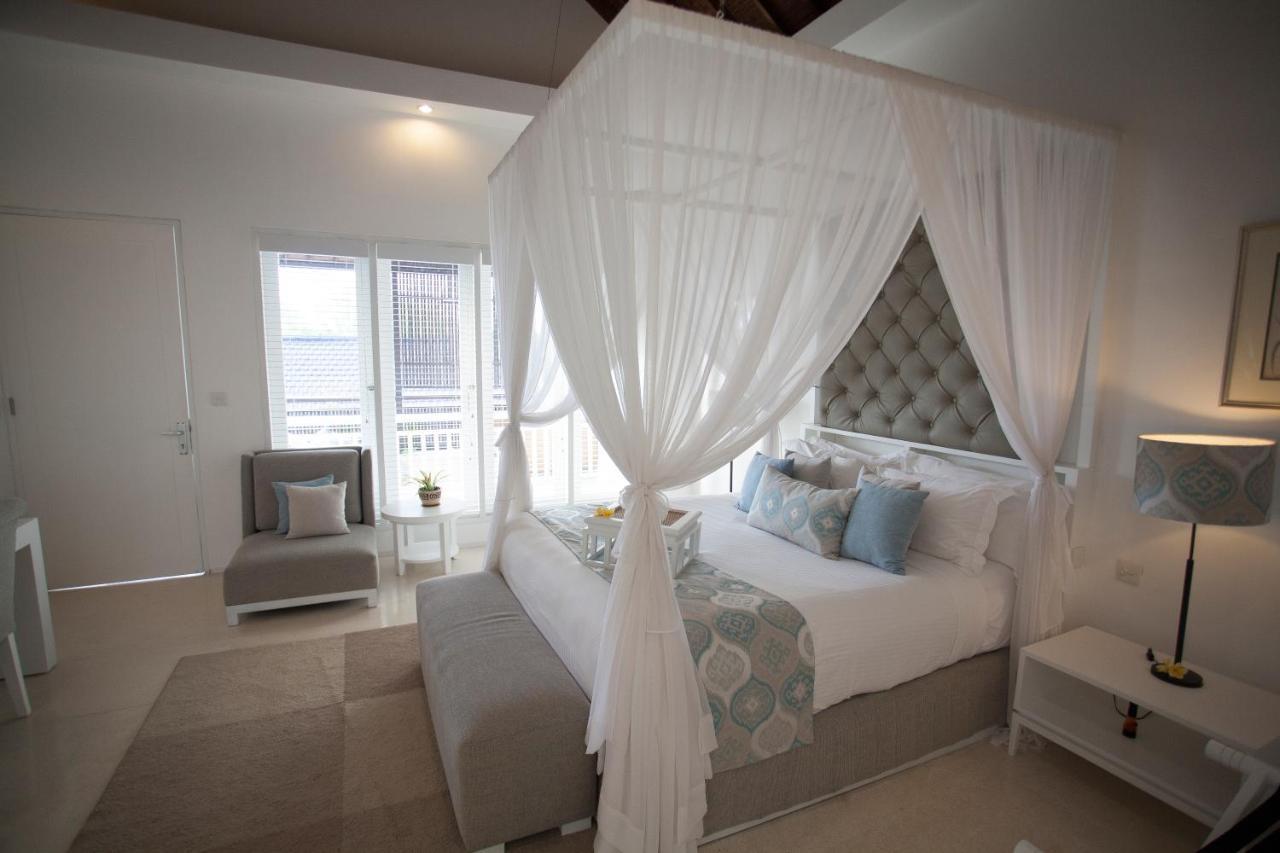 Lakshmi Luxury Villas, Walk To The Beach And Seminyak Shopping Exterior foto